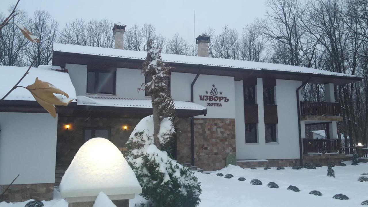 Izvor Hotel "Изворъ" Shipot 외부 사진